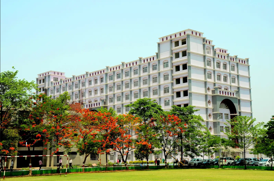 Integral University Lucknow Academic Building photo 8